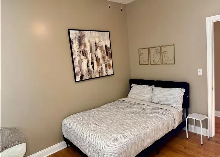 Apartment 2br2b Of Chicago, Hyde Park, Woodlawn, Chicago